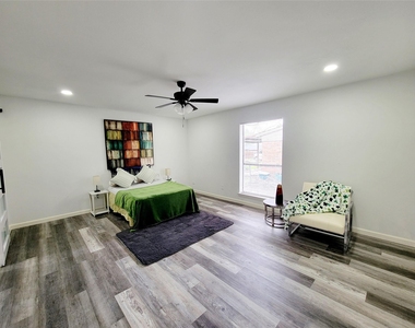 4636 Gleneagle Street - Photo Thumbnail 16