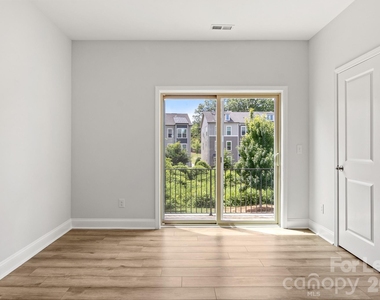120 Judson Avenue - Photo Thumbnail 8