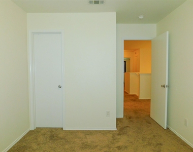 5932 Lost Valley Drive - Photo Thumbnail 20