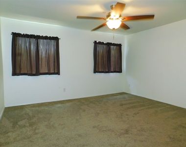 5932 Lost Valley Drive - Photo Thumbnail 16