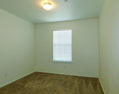 5932 Lost Valley Drive - Photo Thumbnail 23