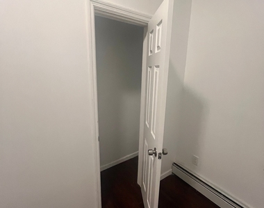 Longfellow Avenue - Photo Thumbnail 9