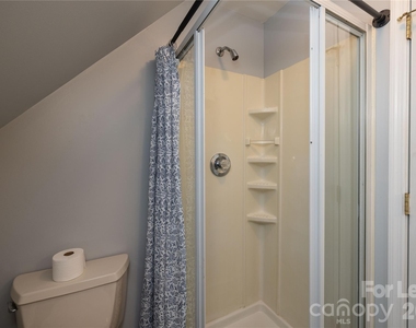 102 Seminole Court - Photo Thumbnail 42