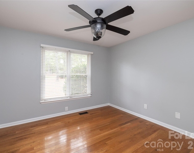 102 Seminole Court - Photo Thumbnail 28