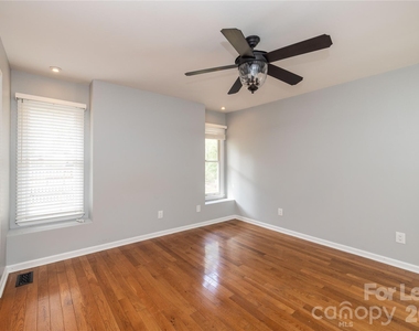 102 Seminole Court - Photo Thumbnail 31
