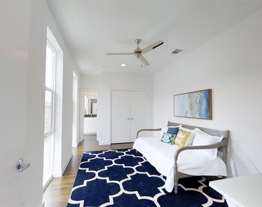 4905 Live Oak Street - Photo Thumbnail 13