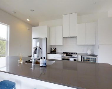 4905 Live Oak Street - Photo Thumbnail 9