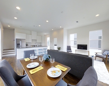4905 Live Oak Street - Photo Thumbnail 8
