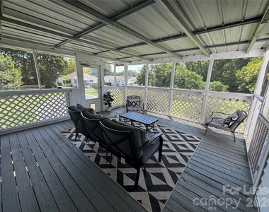 808 Caldwell Street - Photo Thumbnail 12