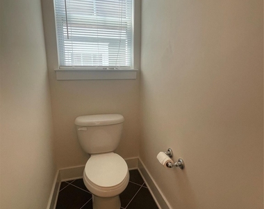 347 Spring Street - Photo Thumbnail 34