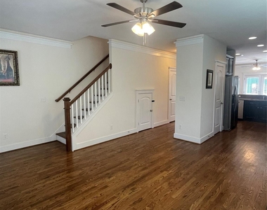 347 Spring Street - Photo Thumbnail 21