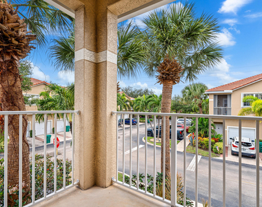 112 Lighthouse Circle - Photo Thumbnail 13