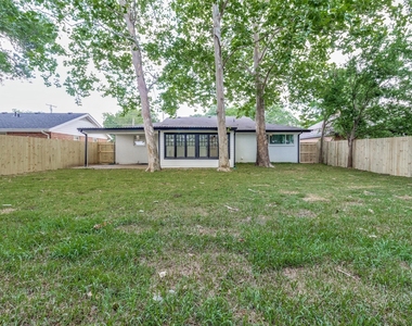 1208 N Grant Drive - Photo Thumbnail 23