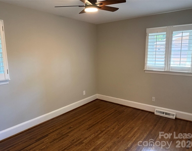 4920 Raymond Place - Photo Thumbnail 8