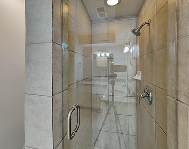 617 Lakewood Lane - Photo Thumbnail 10
