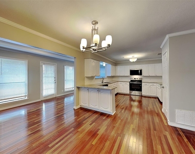 617 Lakewood Lane - Photo Thumbnail 7