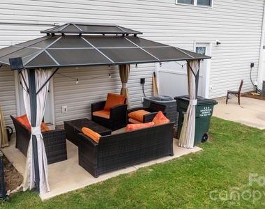 2417 Fathom Way - Photo Thumbnail 15