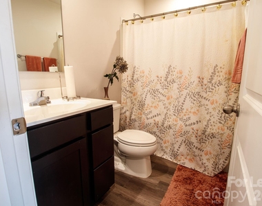 2417 Fathom Way - Photo Thumbnail 12