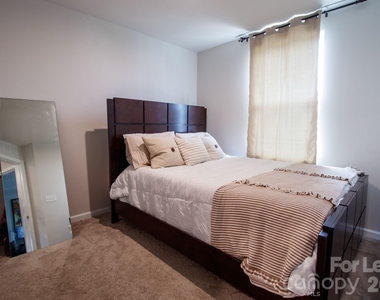 2417 Fathom Way - Photo Thumbnail 8