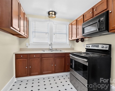 305 Lander Street - Photo Thumbnail 10