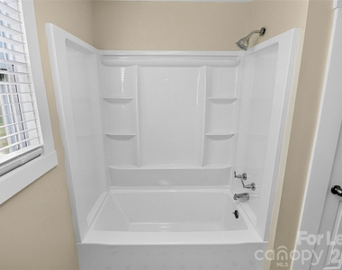 305 Lander Street - Photo Thumbnail 23