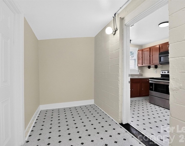 305 Lander Street - Photo Thumbnail 15