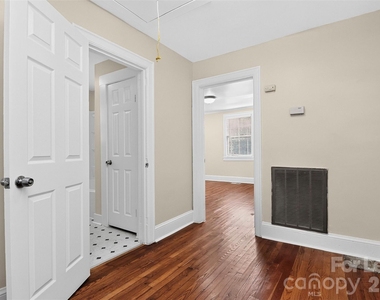 305 Lander Street - Photo Thumbnail 18