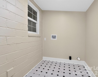 305 Lander Street - Photo Thumbnail 16