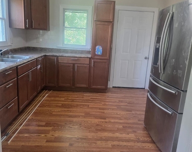 1010 E Harrison Avenue - Photo Thumbnail 6