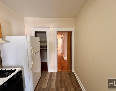 Mclean Avenue - Photo Thumbnail 11