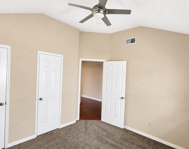 3704 Ballet Court - Photo Thumbnail 28