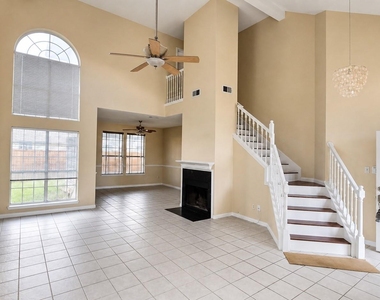 3704 Ballet Court - Photo Thumbnail 7