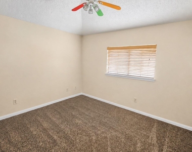 3704 Ballet Court - Photo Thumbnail 22