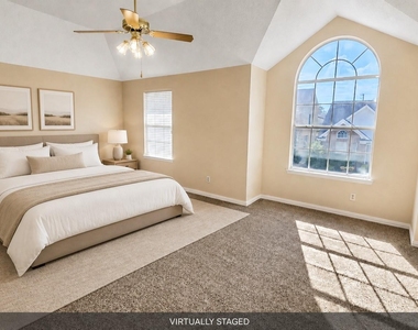 3704 Ballet Court - Photo Thumbnail 4