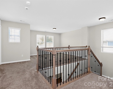 17401 Carolina Hickory Drive - Photo Thumbnail 11