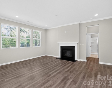 17401 Carolina Hickory Drive - Photo Thumbnail 4
