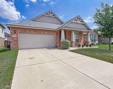 1521 Birds Eye Road - Photo Thumbnail 1