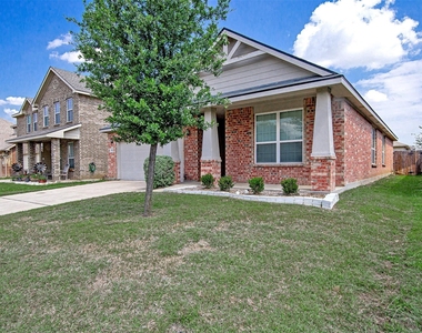 1521 Birds Eye Road - Photo Thumbnail 2