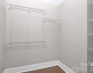 1600 Fulton Avenue - Photo Thumbnail 14