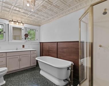 706 S Main Street - Photo Thumbnail 25