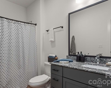 305 Prine Place - Photo Thumbnail 31