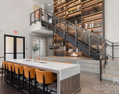 305 Prine Place - Photo Thumbnail 3