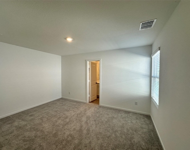829 Sandhill Crane Lane - Photo Thumbnail 7