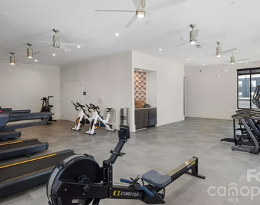305 Prine Place - Photo Thumbnail 14