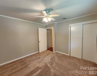 104 Johnson Dairy Road - Photo Thumbnail 7