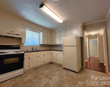 104 Johnson Dairy Road - Photo Thumbnail 4
