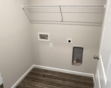 4320 Bowline Drive - Photo Thumbnail 27