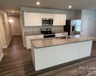 4320 Bowline Drive - Photo Thumbnail 6