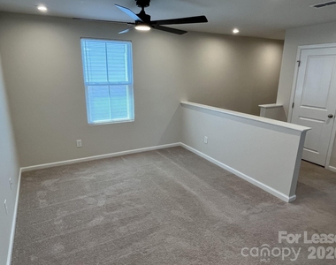 4320 Bowline Drive - Photo Thumbnail 13