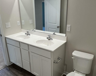 4320 Bowline Drive - Photo Thumbnail 26